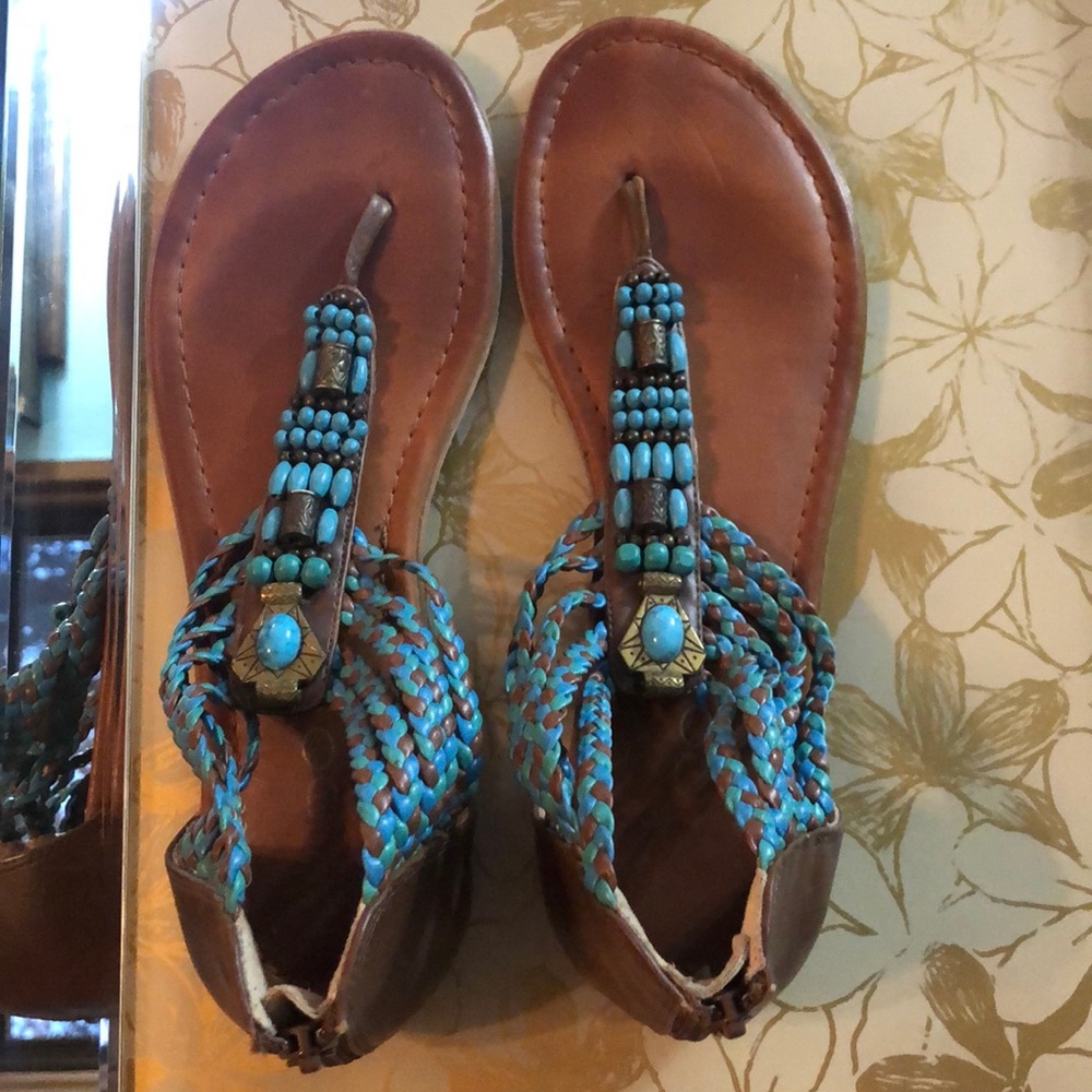Also sandals